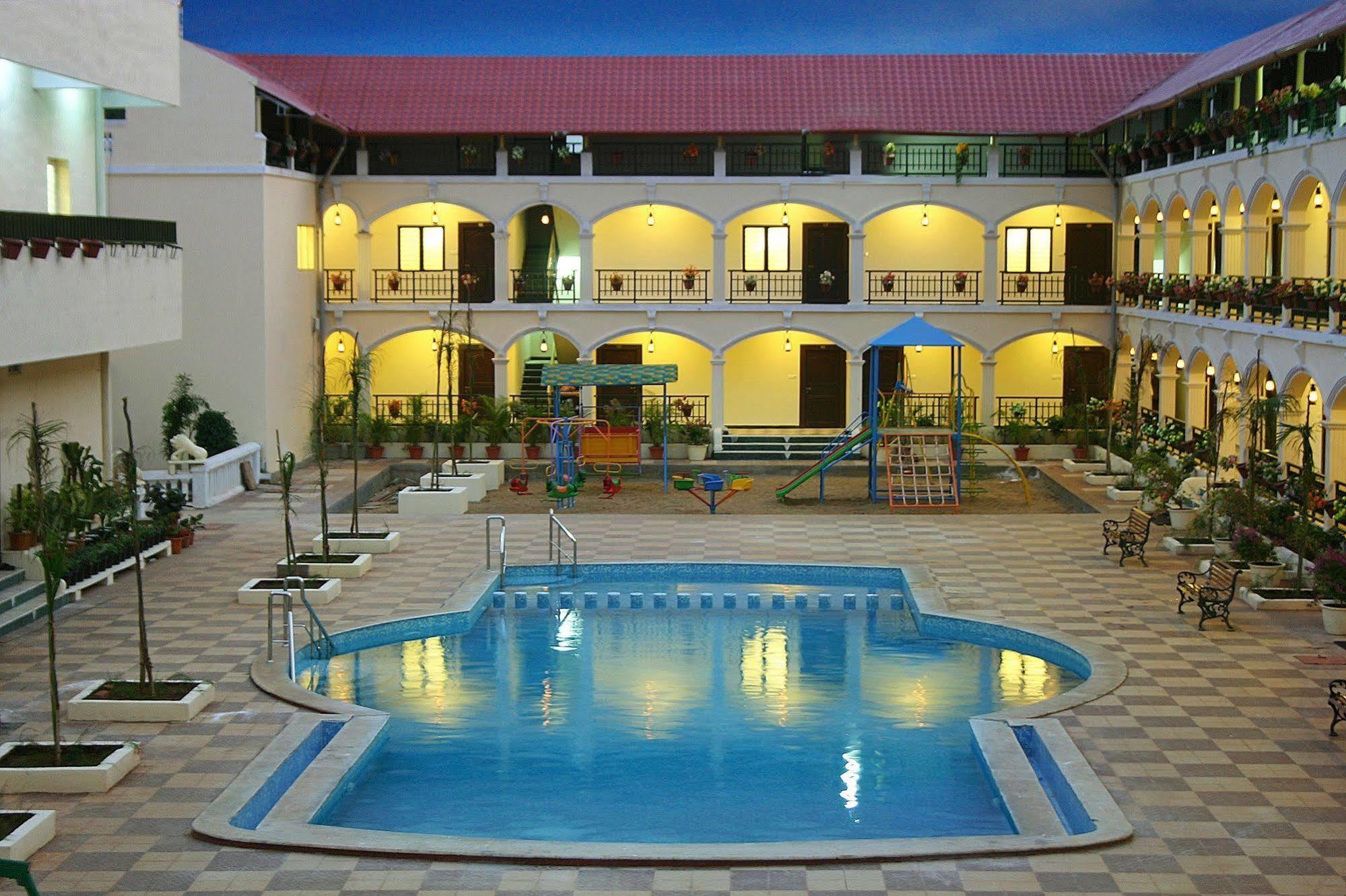 ילאגירי Kumararraja Palace מראה חיצוני תמונה